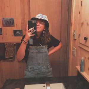 Meet your Posher, Emma